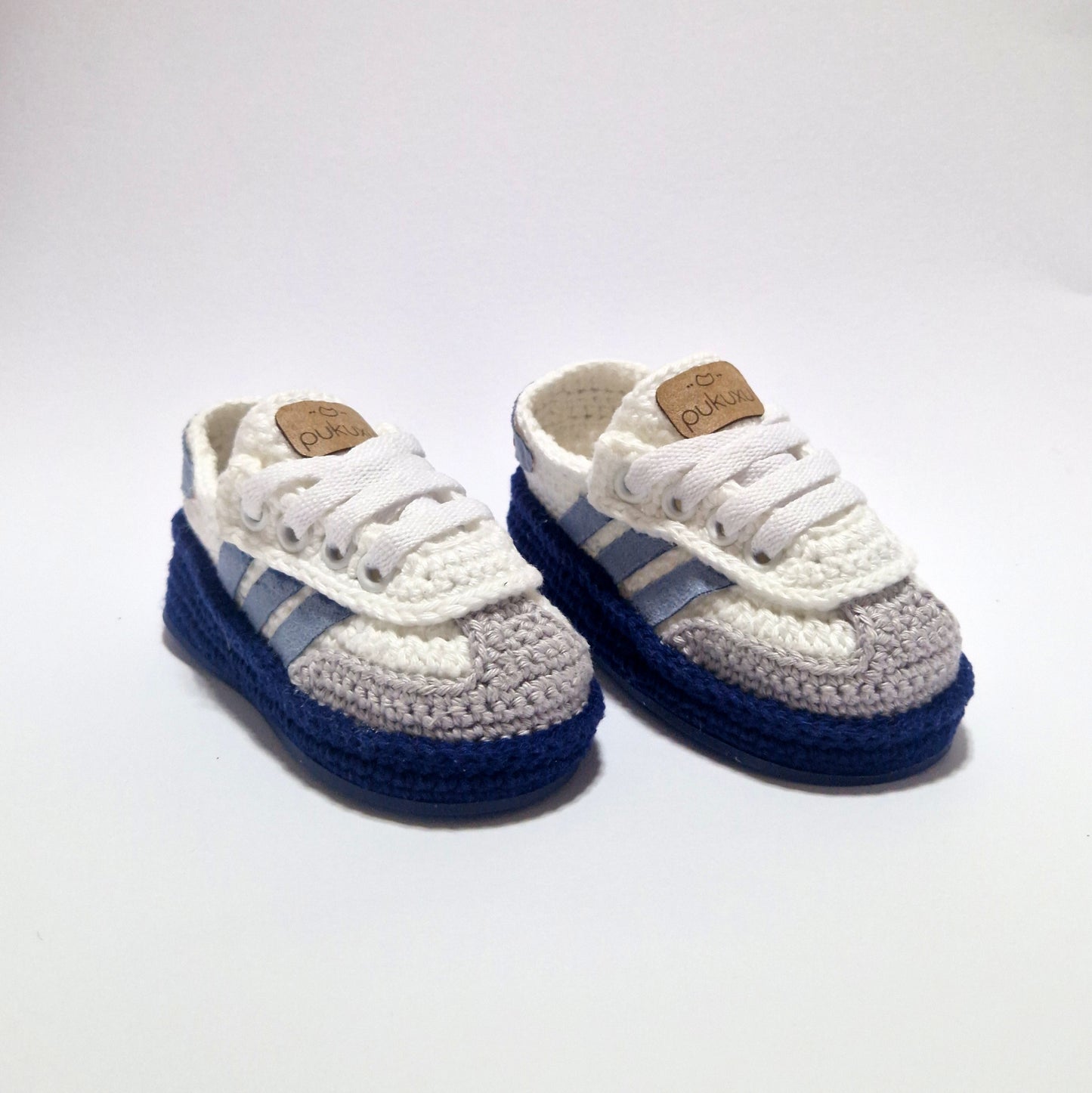 Pukuxu Dancing – Sapatinho de Croché para Bebé