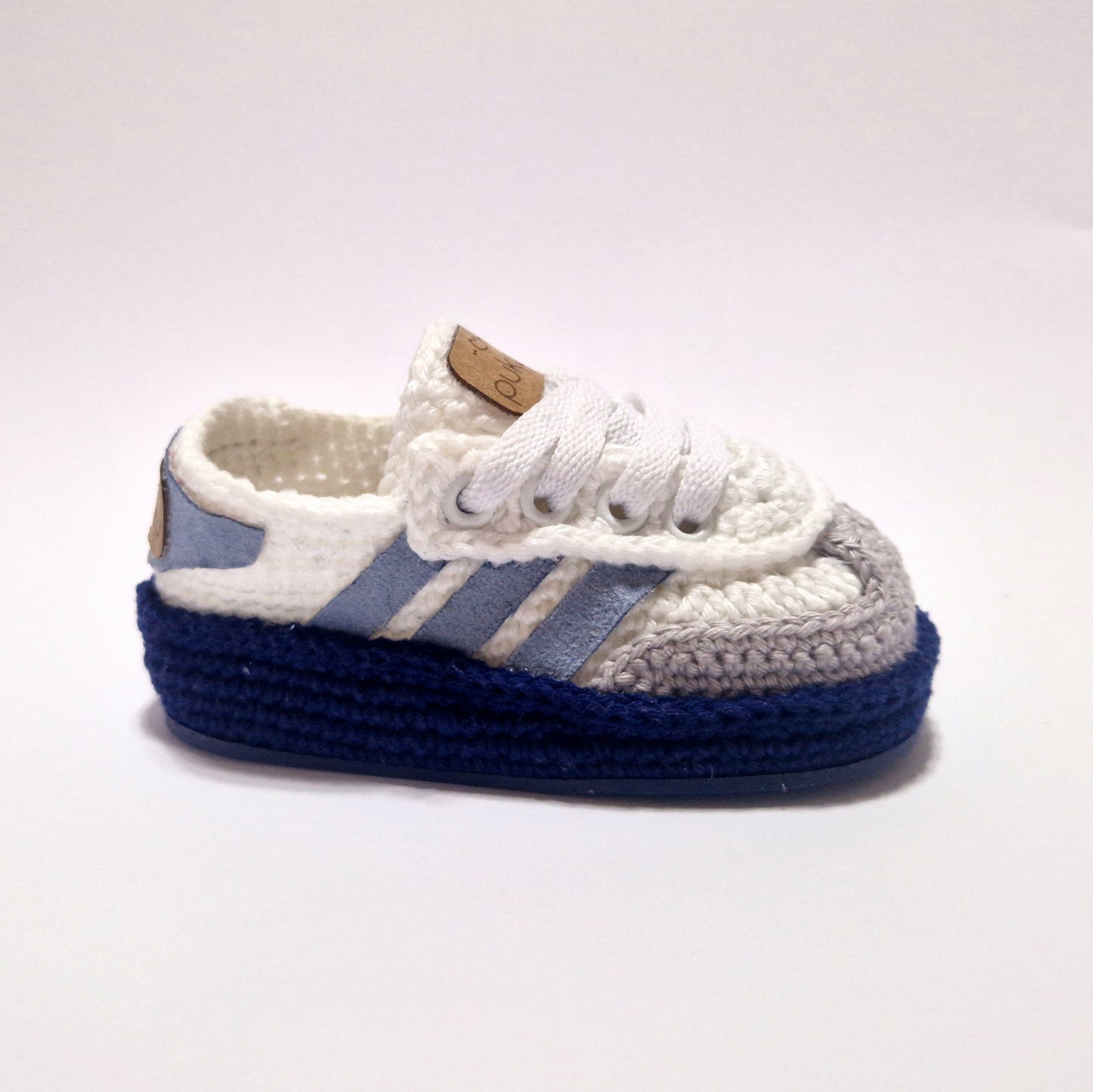 Pukuxu Dancing – Sapatinho de Croché para Bebé