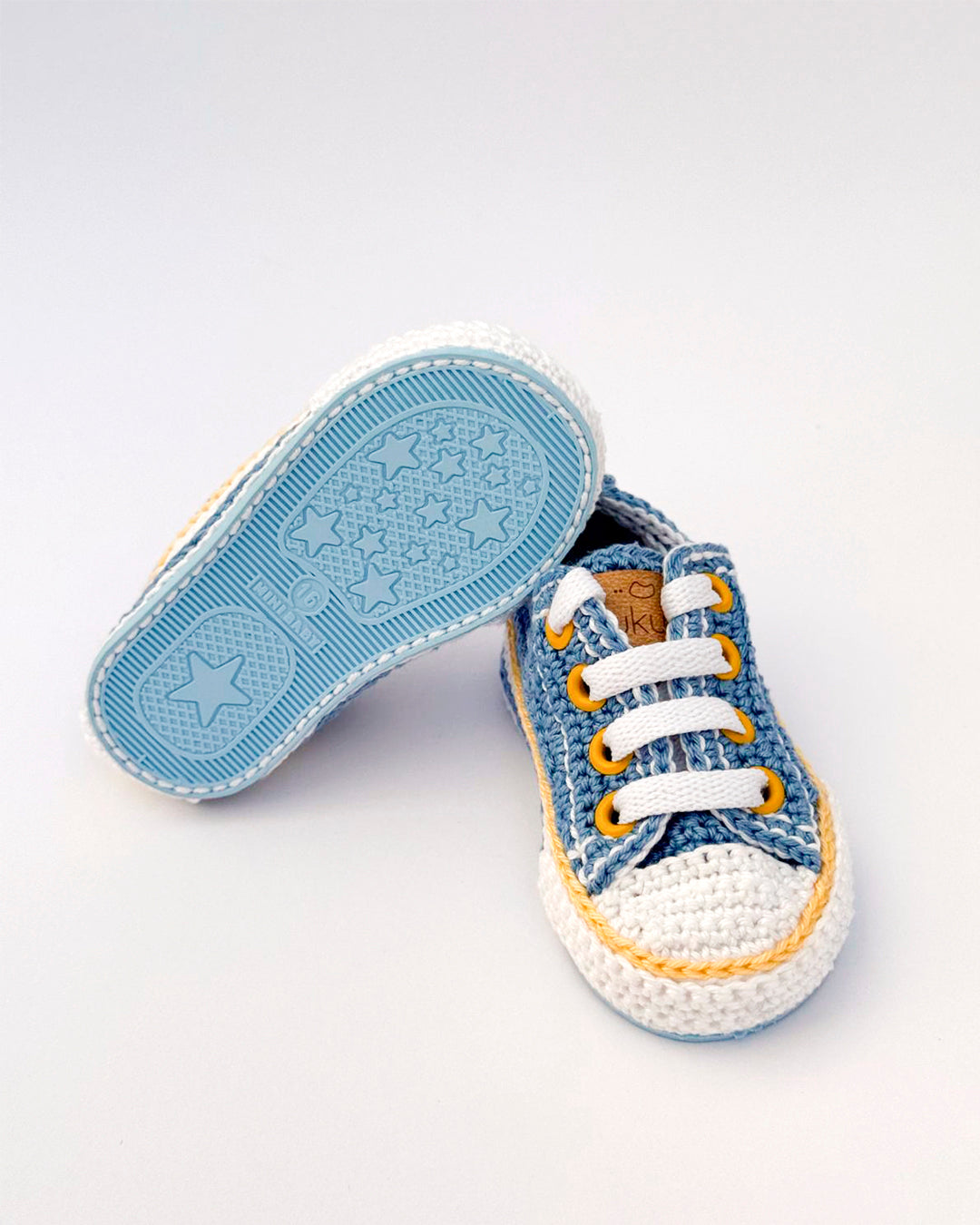 Pukuxu Star Classic – Sapatinho de Croché para Bebé