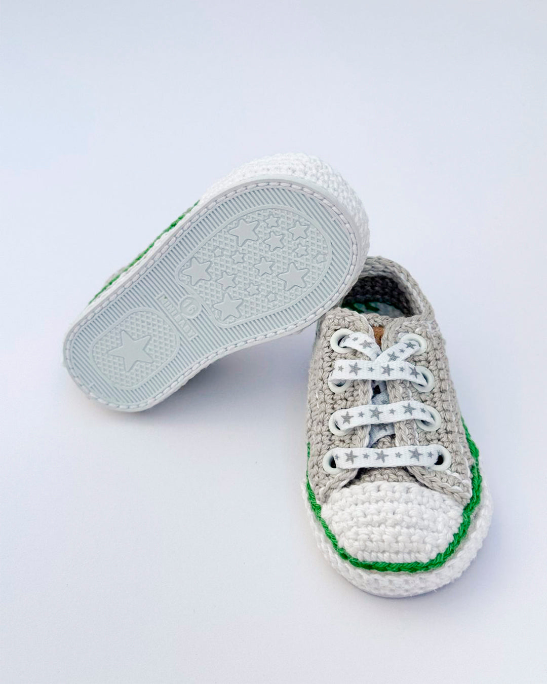 Pukuxu Star Classic – Sapatinho de Croché para Bebé