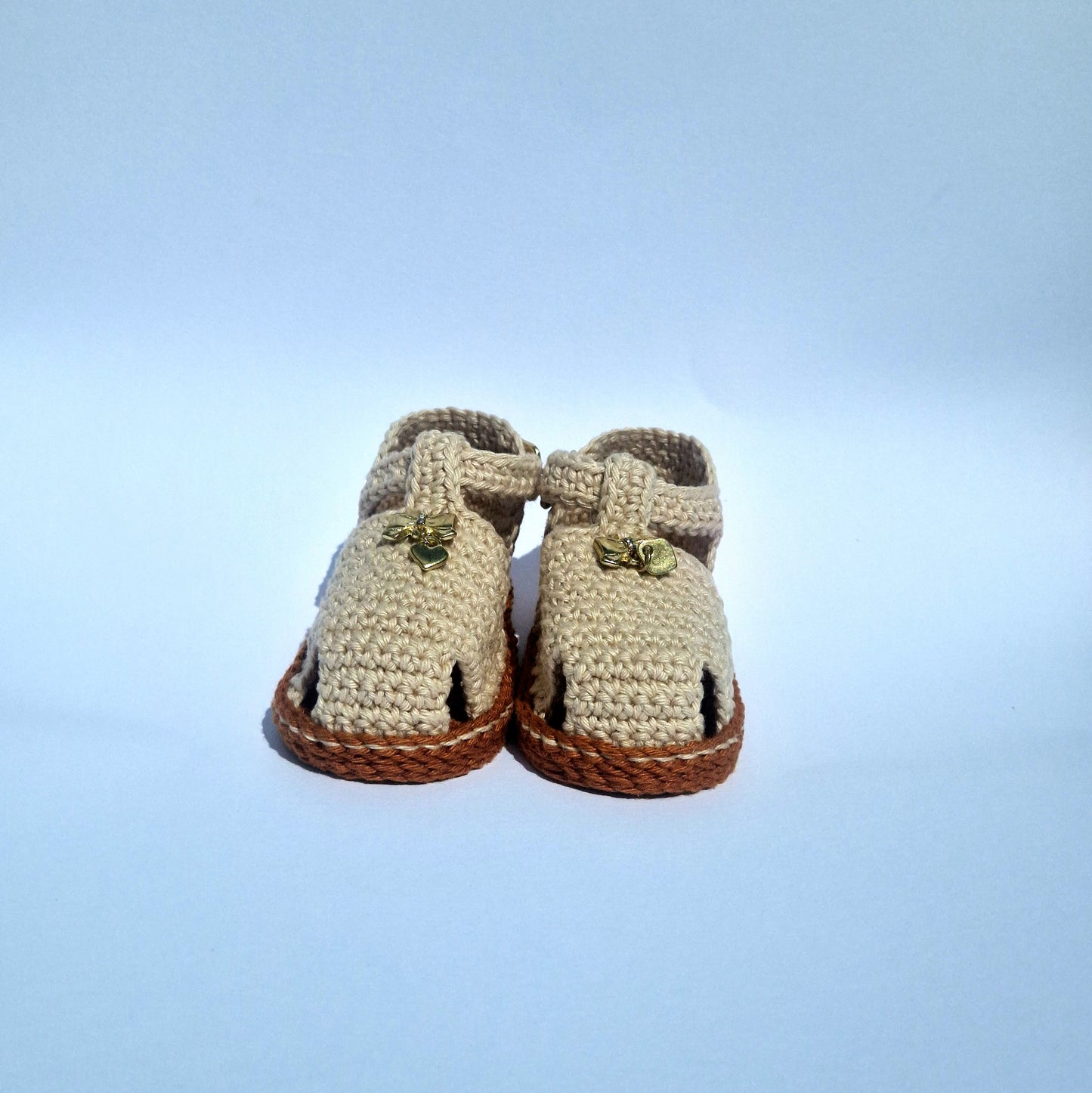 Pukuxu Breeze – Sapatinho de Croché para Bebé