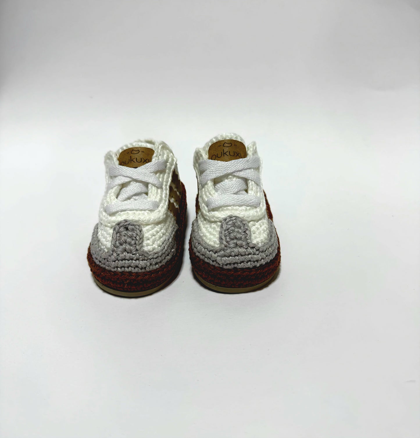 Pukuxu Dancing – Sapatinho de Croché para Bebé