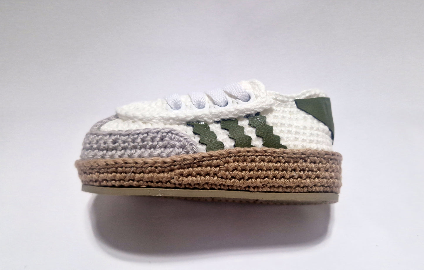 Pukuxu Dancing – Sapatinho de Croché para Bebé