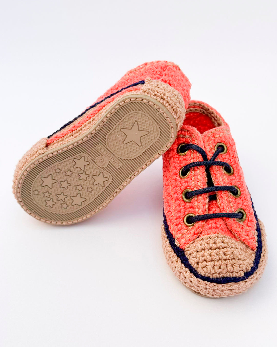 Pukuxu Star Classic – Sapatinho de Croché para Bebé