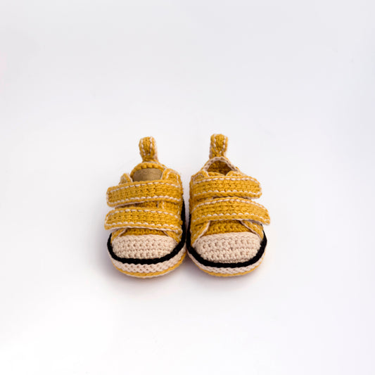 Pukuxu Little Hug – Sapatinho de Croché para Bebé