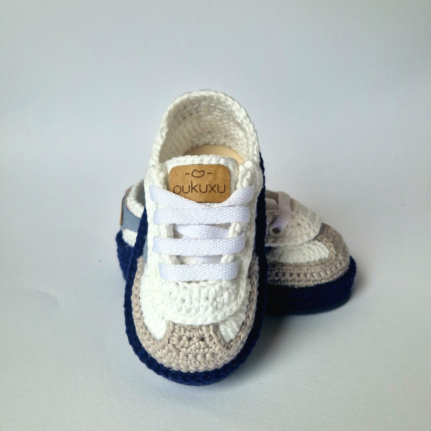 Pukuxu Dancing – Sapatinho de Croché para Bebé