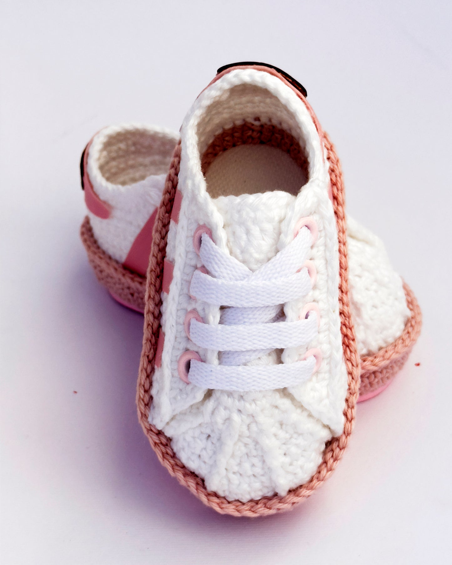 Pukuxu Street Baby – Sapatinho de Croché para Bebé